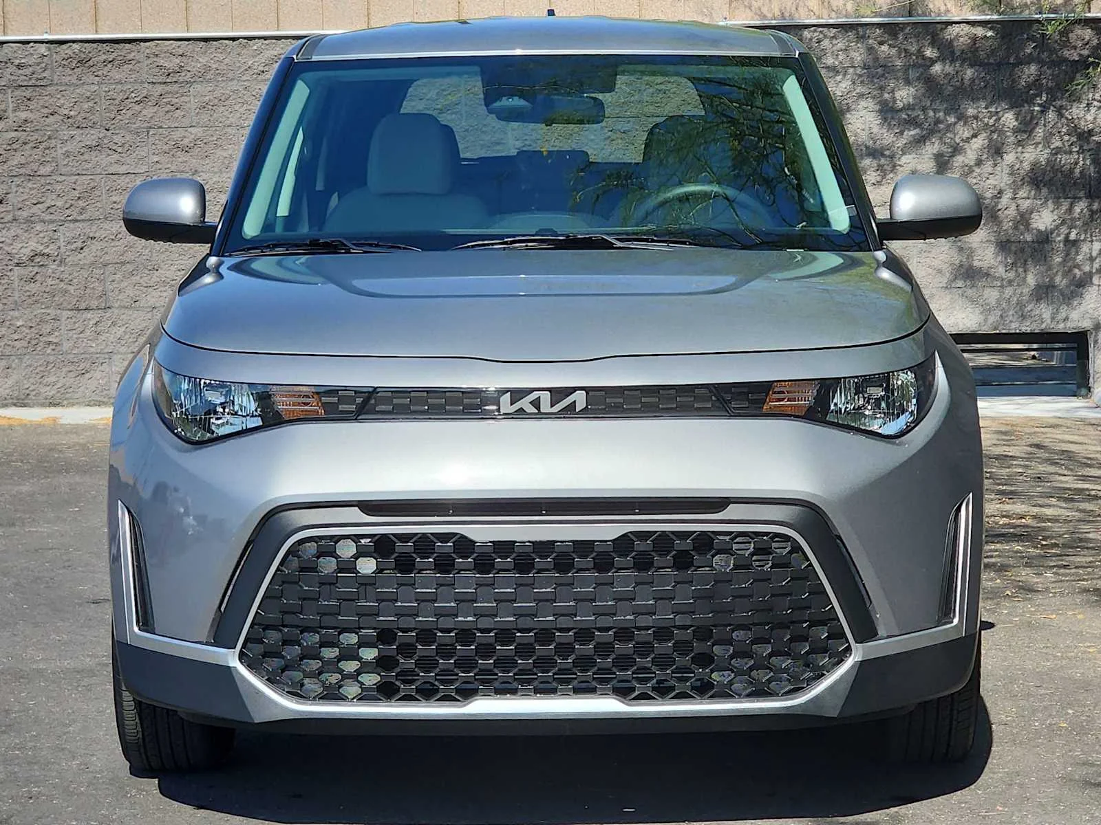 Used 2025 Steel Gray Kia LX image 3