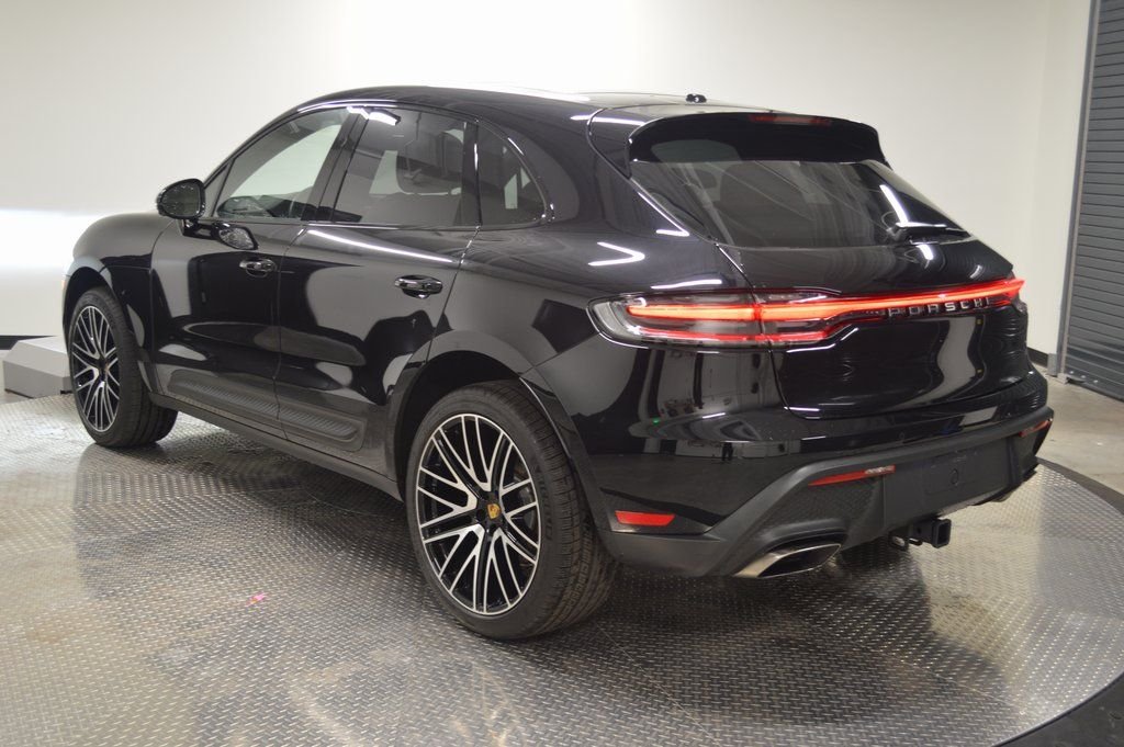 Used 2025 Black Porsche  image 3