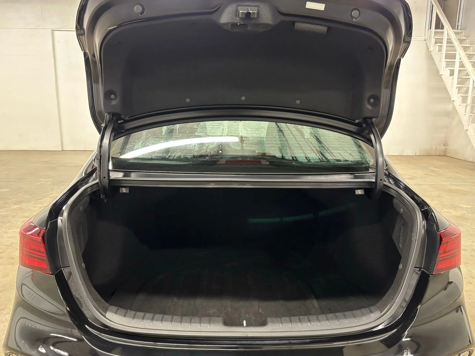 Used 2023 Black Kia GT-Line image 21