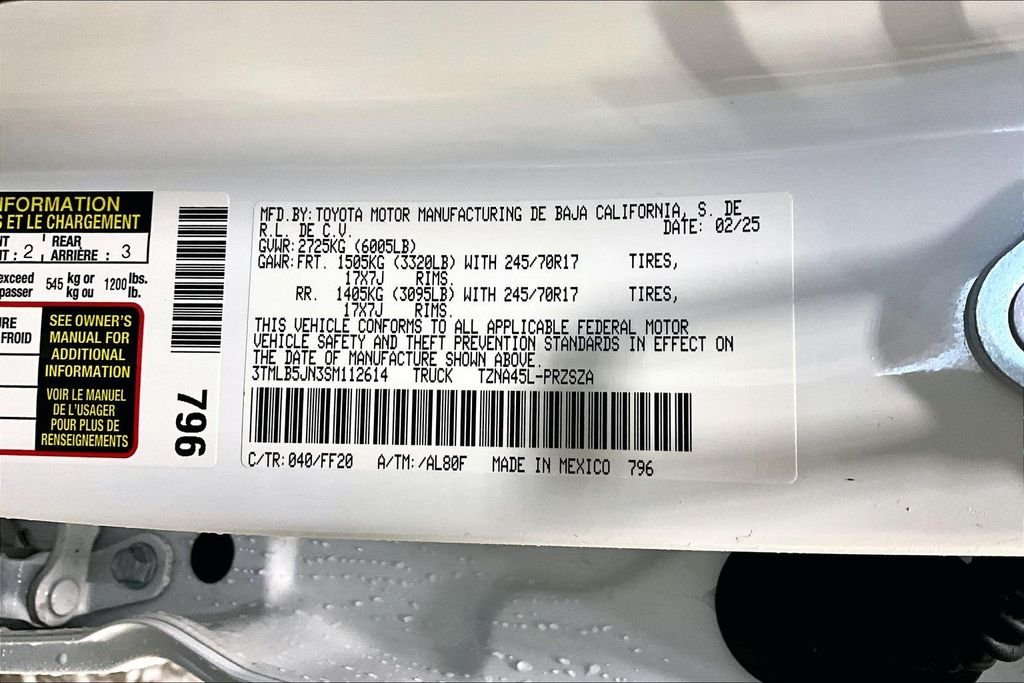 2025 Toyota Tacoma SR5 - Photo 34