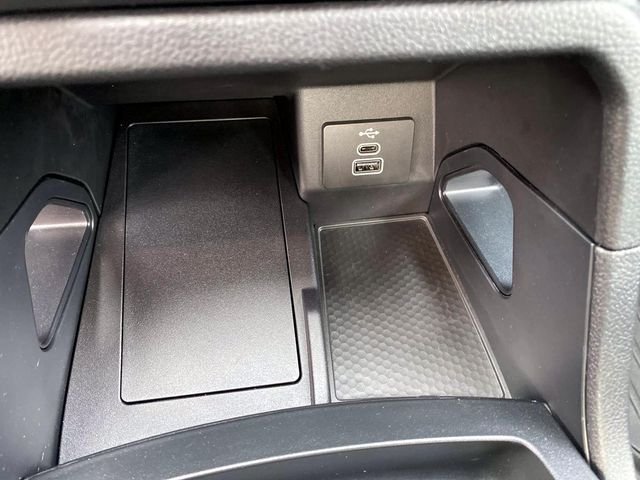 Used 2025 White Ford XL image 15