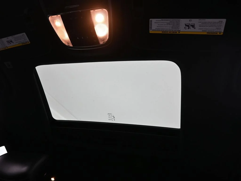 Used 2020 Blue Jeep Limited image 22
