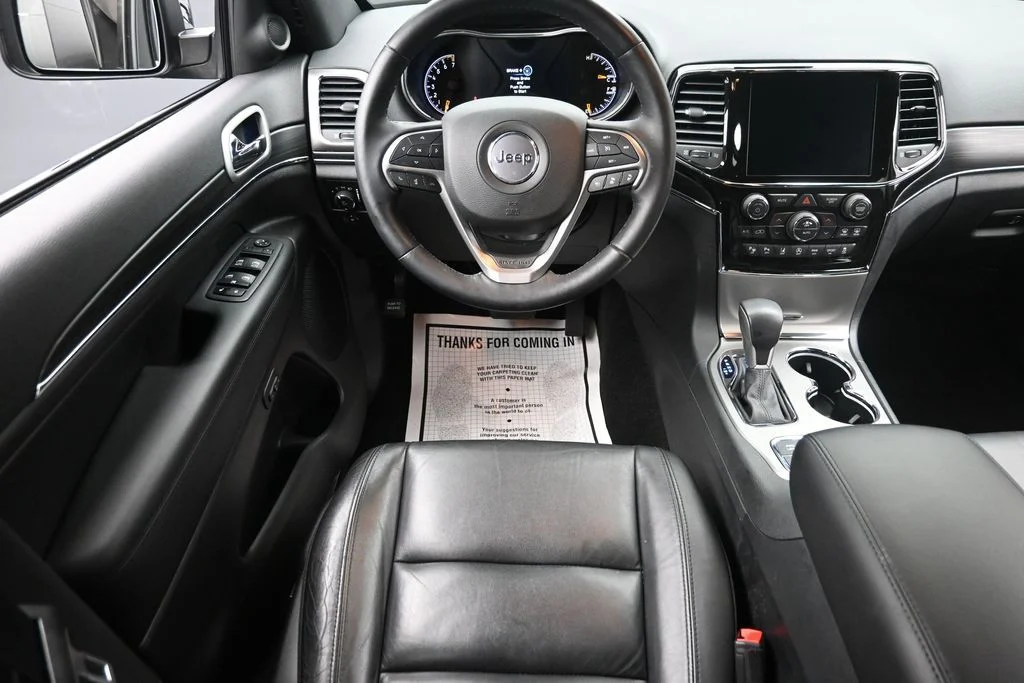 Used 2022 Black Jeep Limited image 16