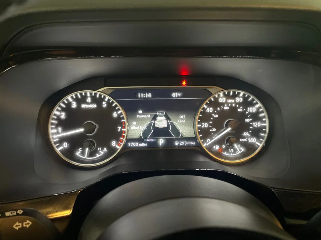 Certified Used 2025 Brilliant Silver Metallic Nissan SL image 18