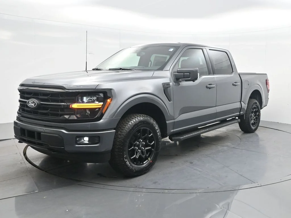 New 2026 Carbonized Gray Metallic Ford XLT image 1