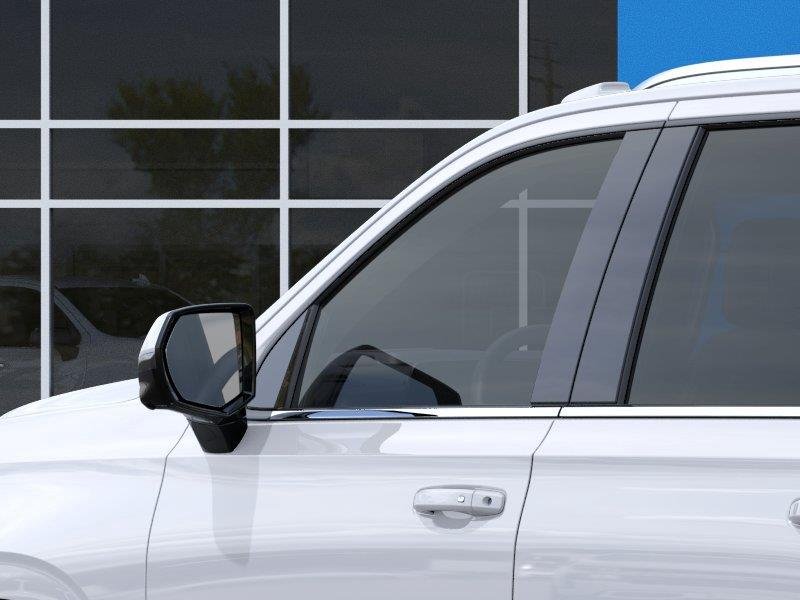 2026 Chevrolet Suburban LT - Photo 12