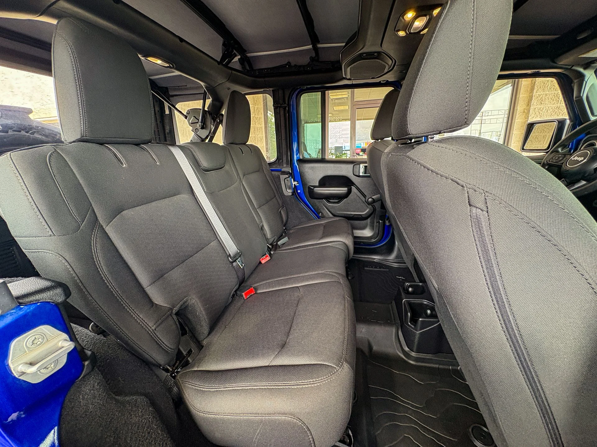 Used 2019 Blue Jeep Unlimited Sport image 28