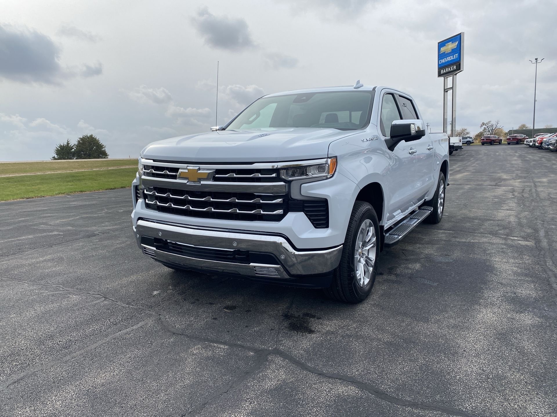 2026 Chevrolet Silverado 1500 LTZ - Photo 33