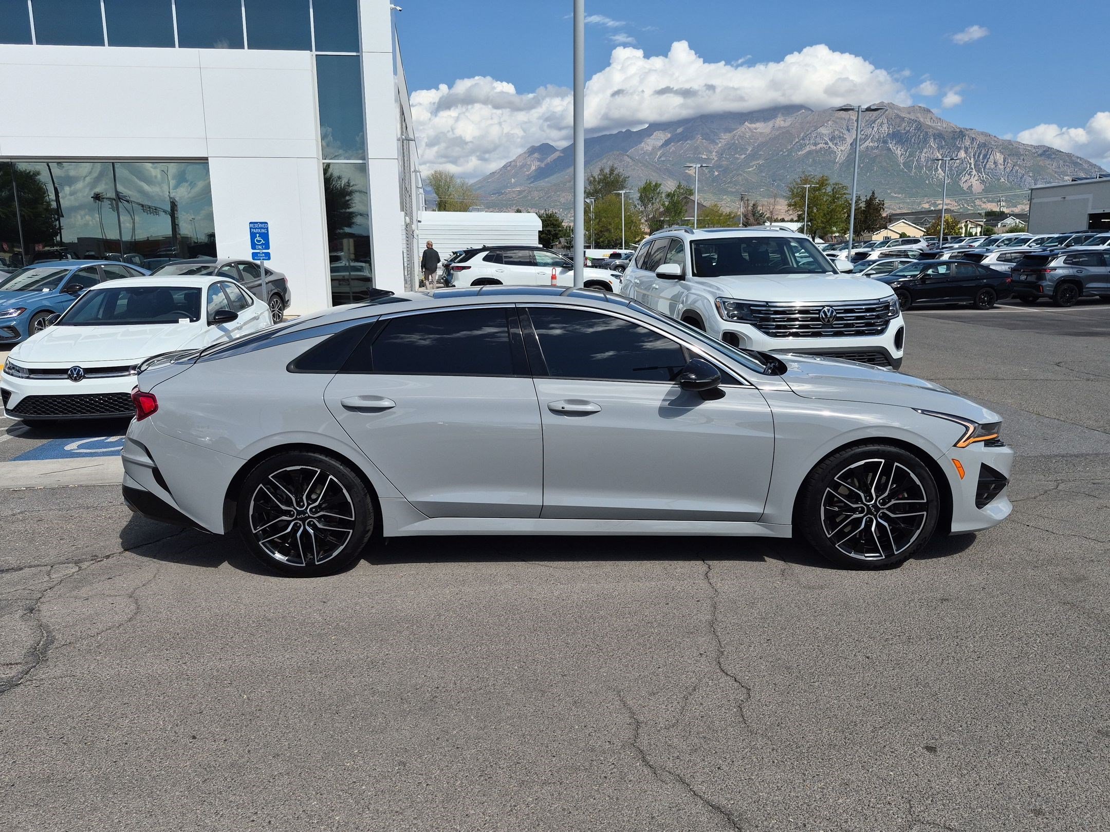 Used 2023 Wolf Gray Kia GT image 2