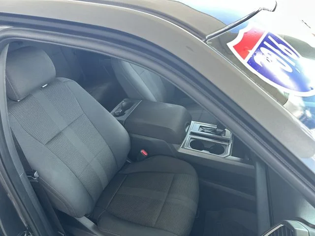 Used 2016 Gray Ford XLT image 26