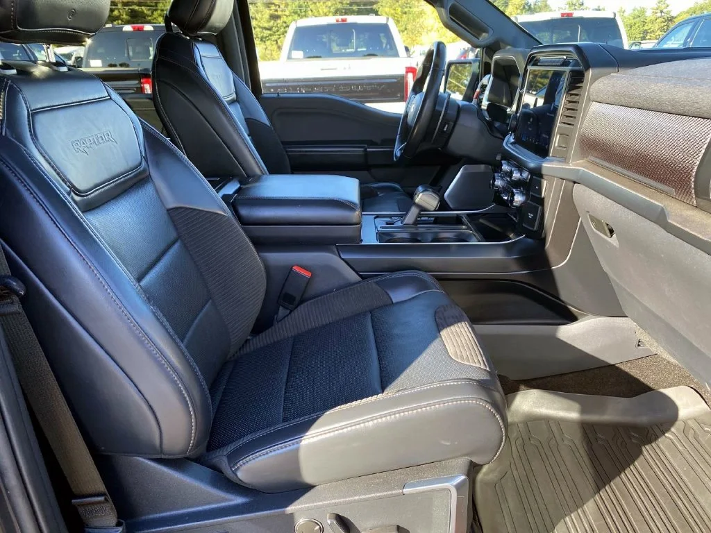 Used 2022 Black Metallic Ford Raptor image 28