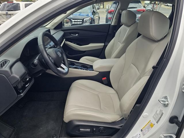 Used 2023 White Honda Touring image 23