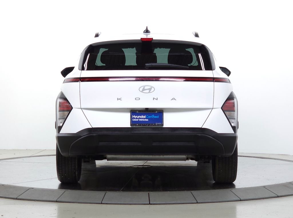 2025 Hyundai Kona SEL - Photo 8