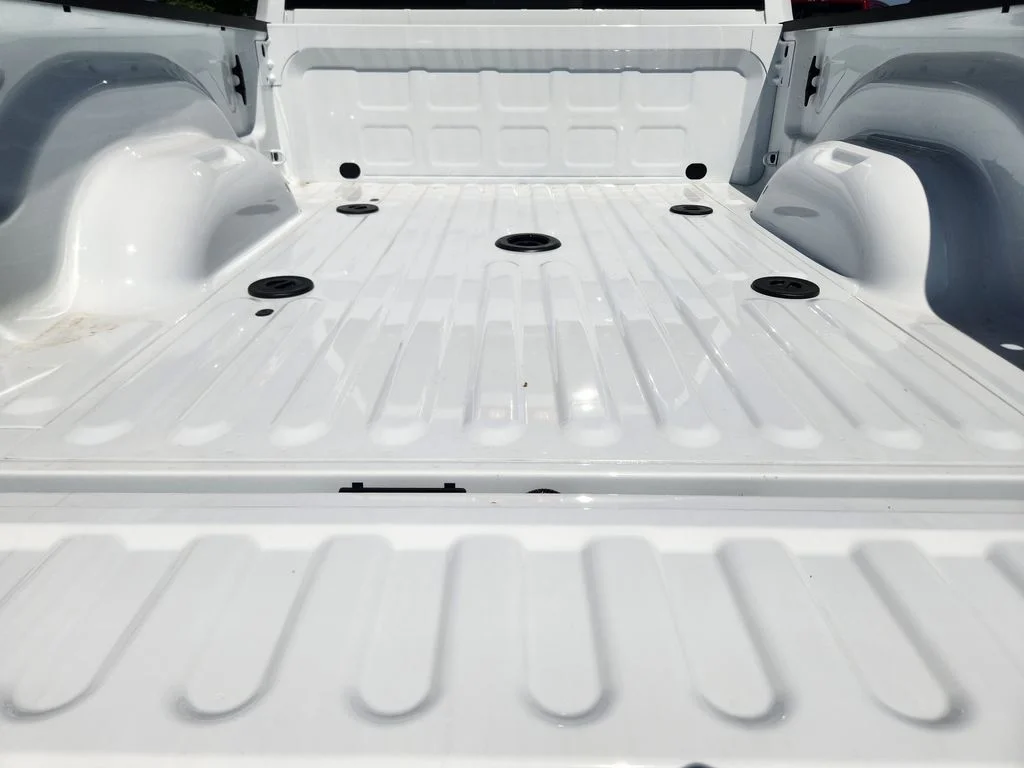 New 2026 Bright White Clear-Coat Exterior Paint RAM Tradesman image 23