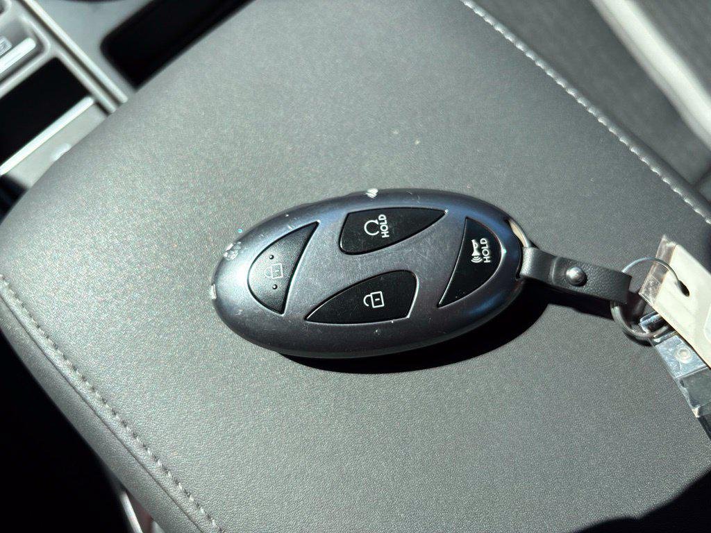 New 2026 Silver Hyundai SE image 29