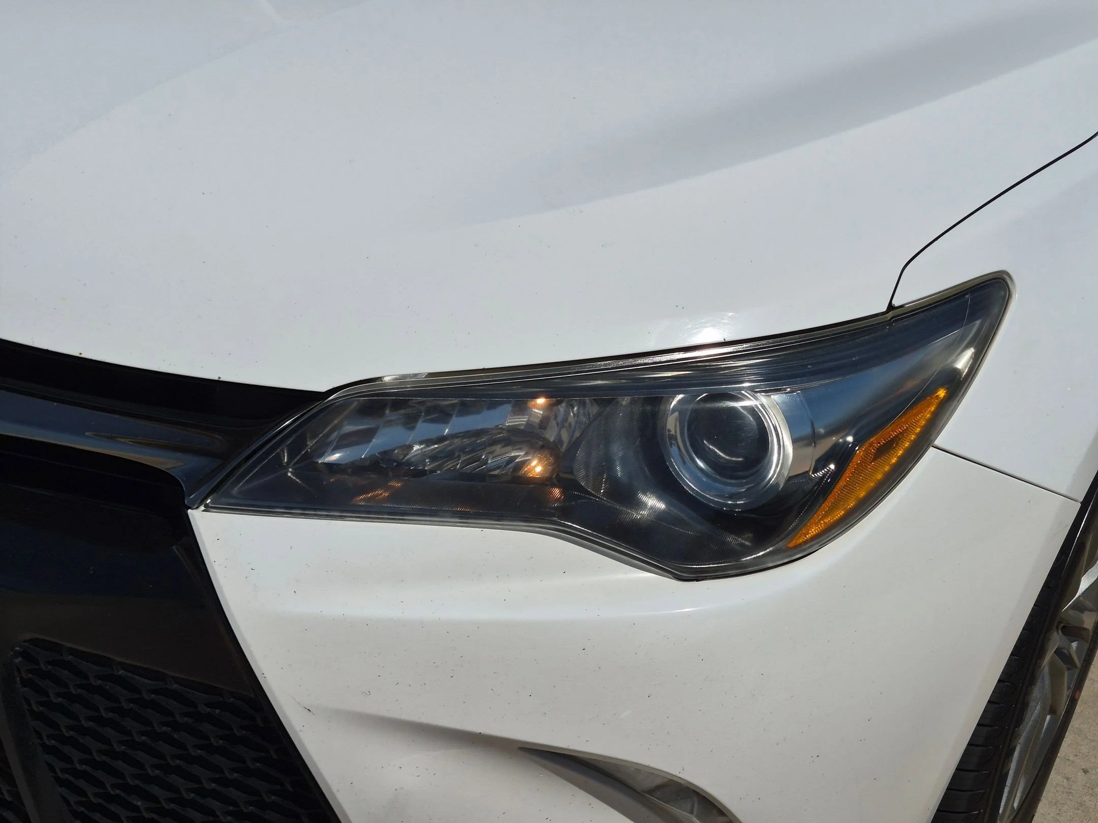 Used 2017 Super White Toyota SE image 10