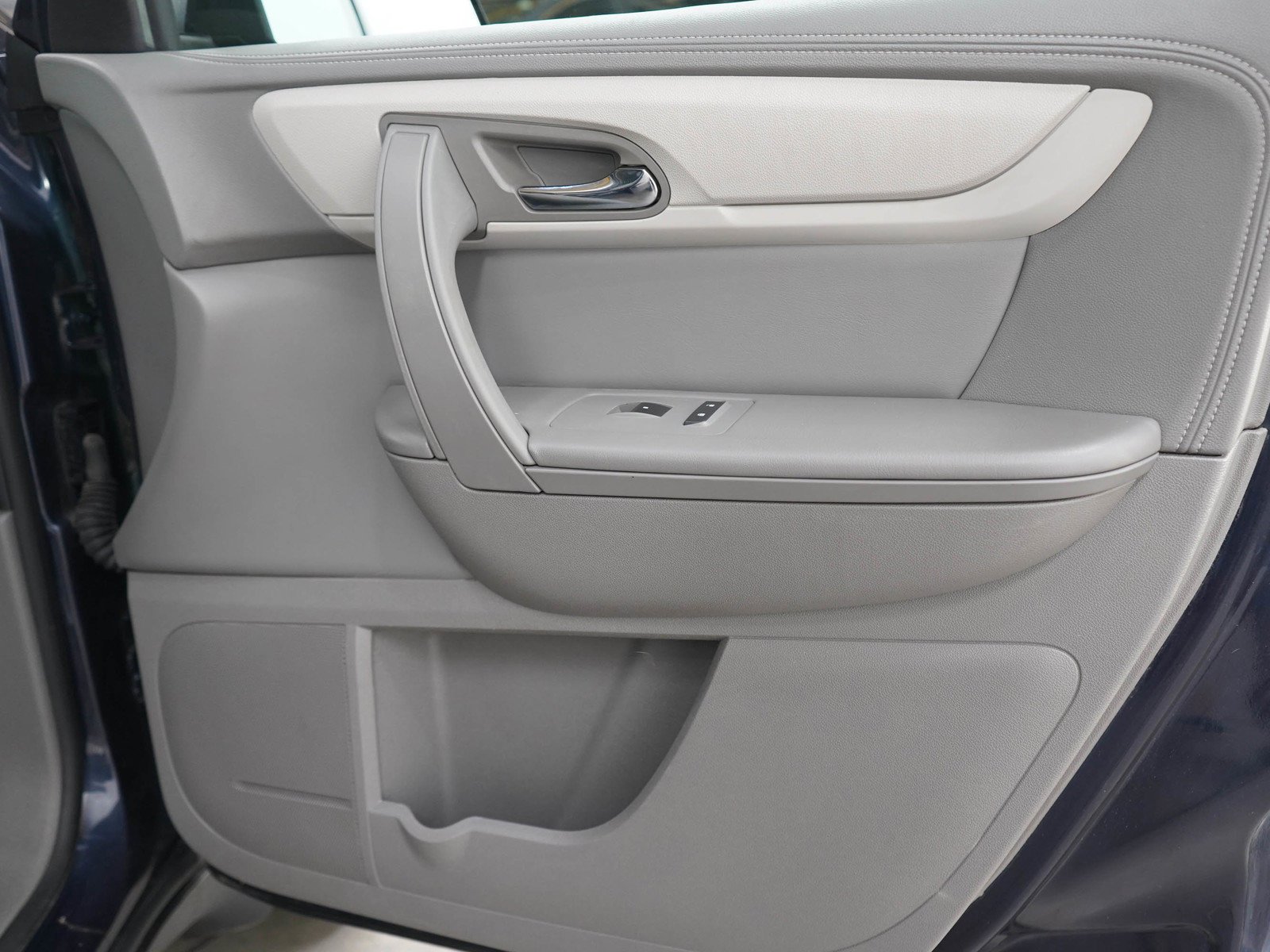 Used 2017 Blue Velvet Metallic Chevrolet LS image 9