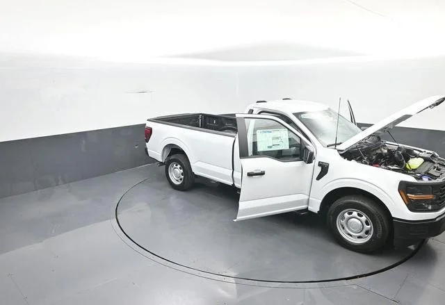 New 2026 White Ford XL image 38