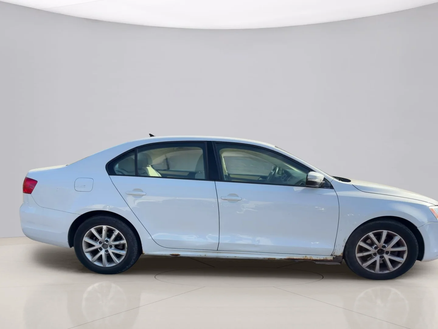 Used 2012 White Volkswagen SE image 6