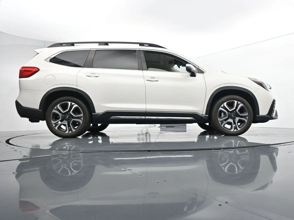 Used 2023 White Subaru Limited image 35