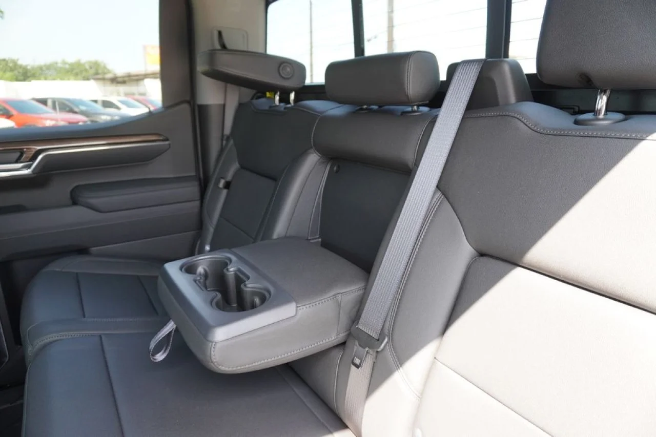 2026 Chevrolet Silverado 1500 LT - Photo 27