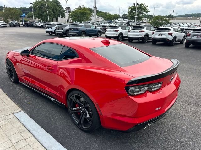 Used 2022 Red Chevrolet SS image 3