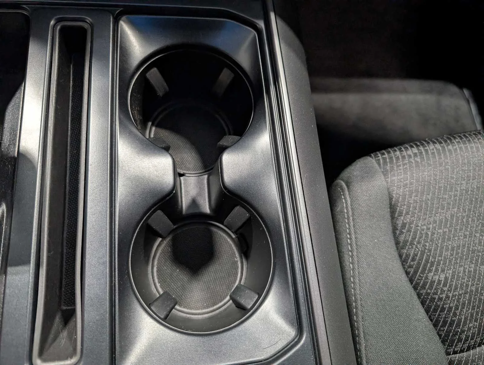 Used 2024 Agate Black Metallic Ford XLT image 29