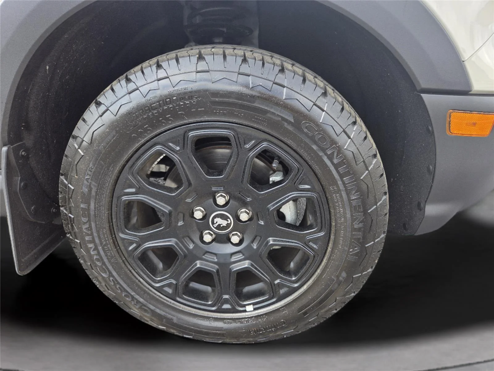 Used 2025 Desert Sand Ford Badlands image 32