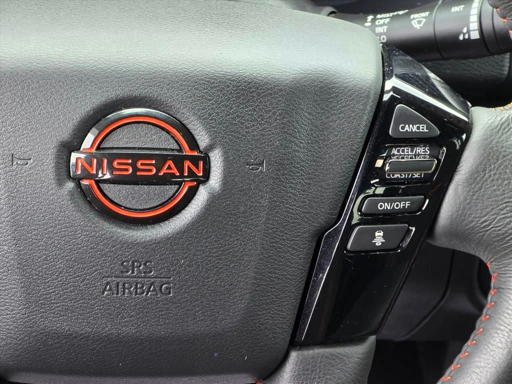 Used 2023 Black Nissan PRO-4X image 17