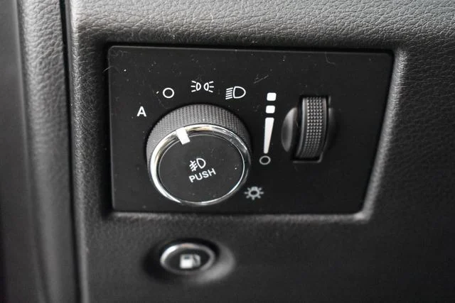 Used 2017 Black Jeep Limited image 31