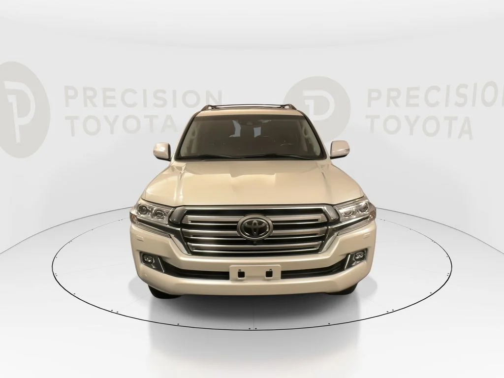 Used 2019 Blizzard Pearl Toyota Base image 5