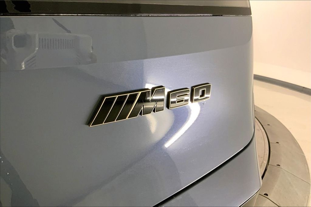 Used 2023 Storm Bay Metallic BMW M60 image 29