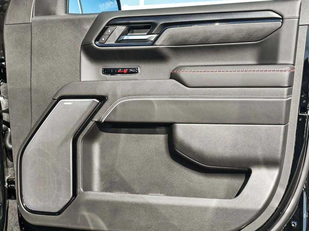 2026 GMC Sierra 1500 AT4X - Photo 7