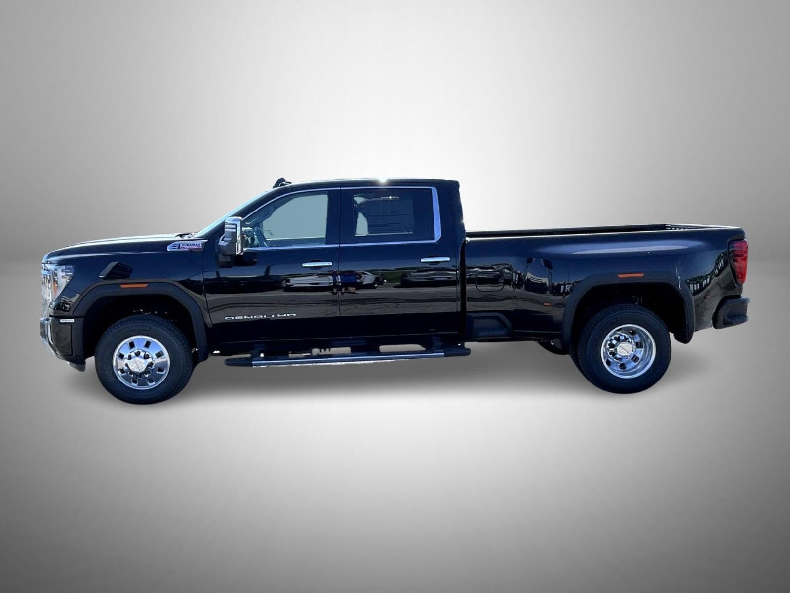 New 2026 Onyx Black GMC Denali DRW image 8