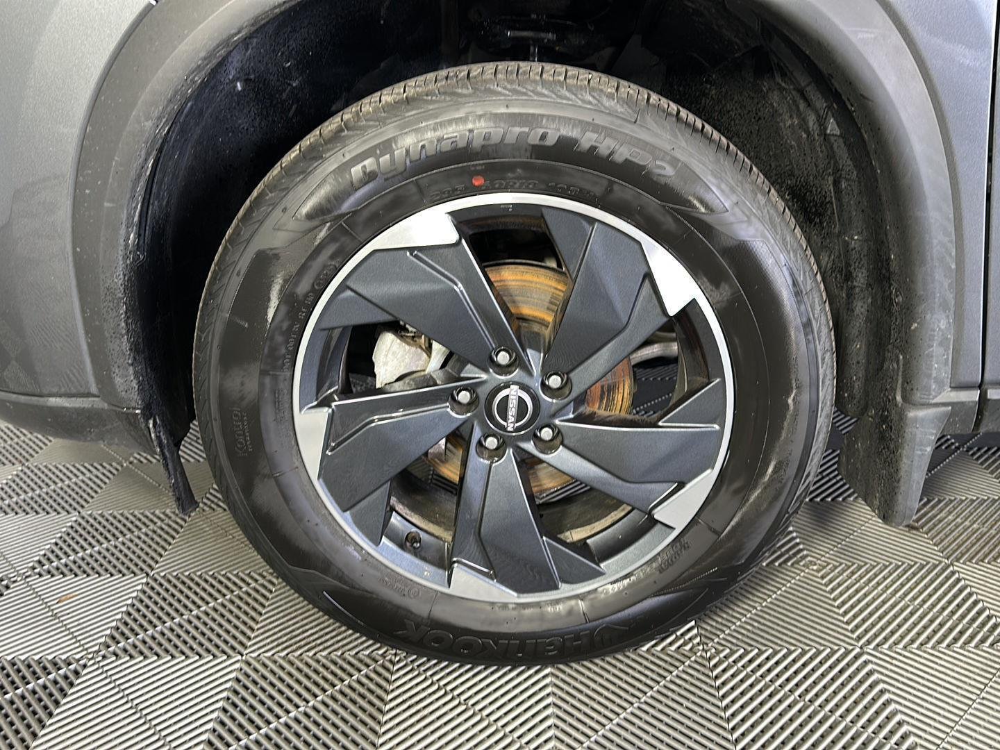Certified Used 2026 Gun Metallic Nissan SV image 15