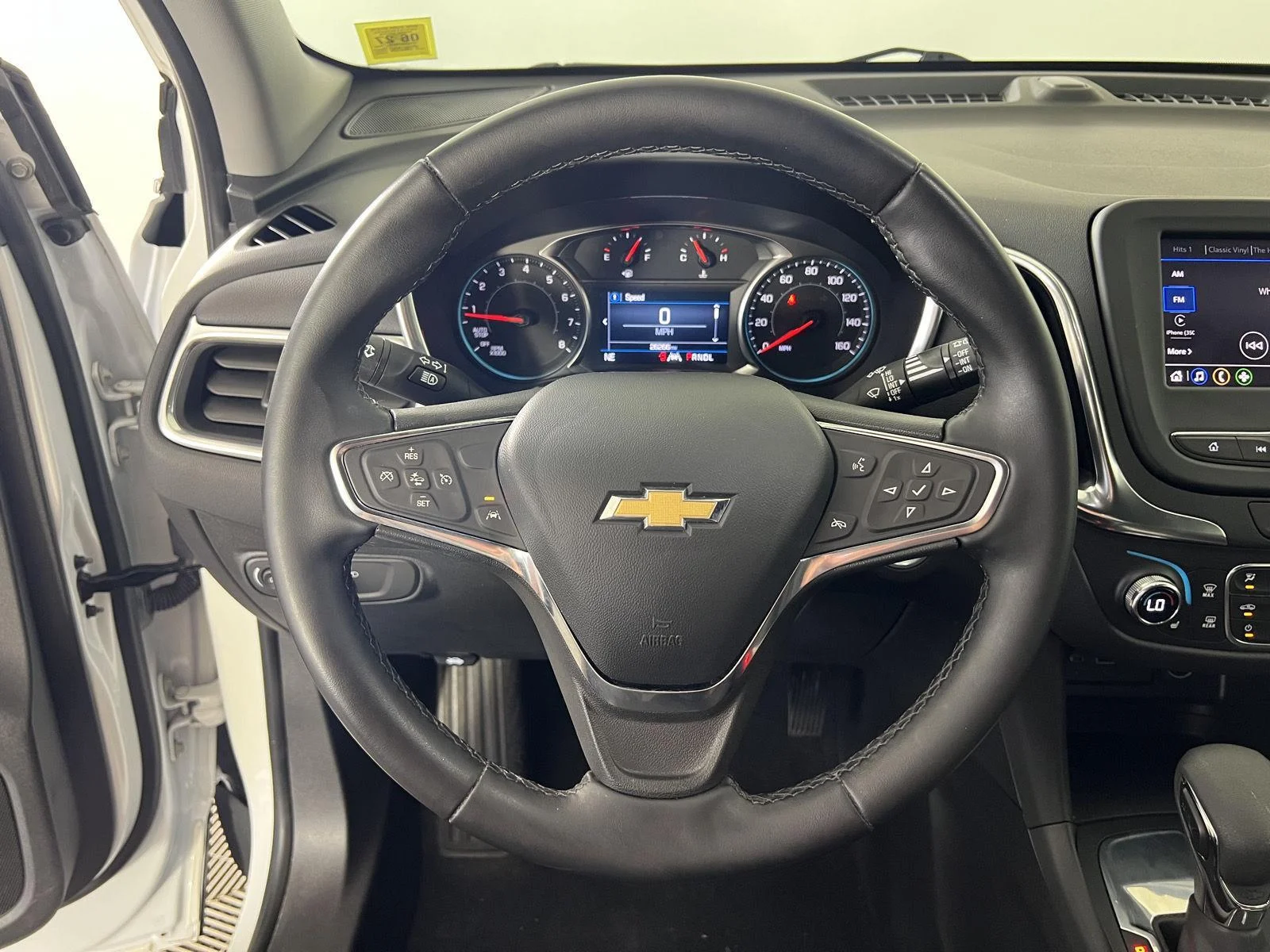 Used 2024 Summit White Chevrolet LT image 8