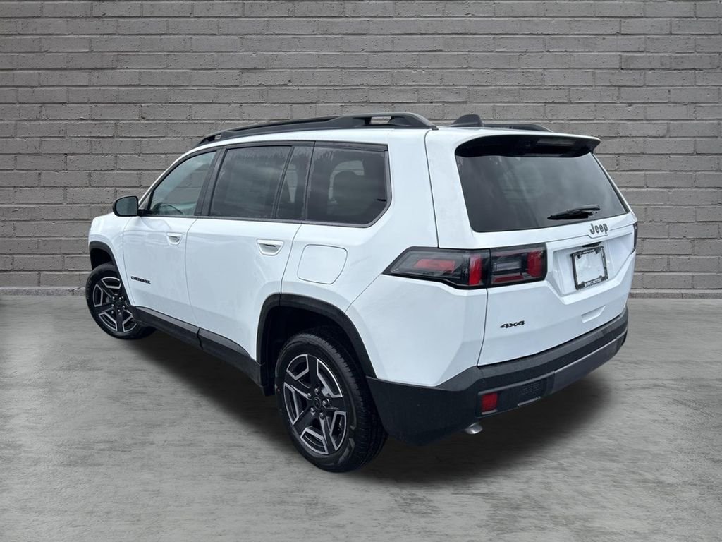 New 2026 Bright White Clear-Coat Exterior Paint Jeep Limited image 5