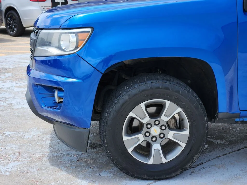 Used 2020 Kinetic Blue Metallic Chevrolet 4WD Z71 image 10