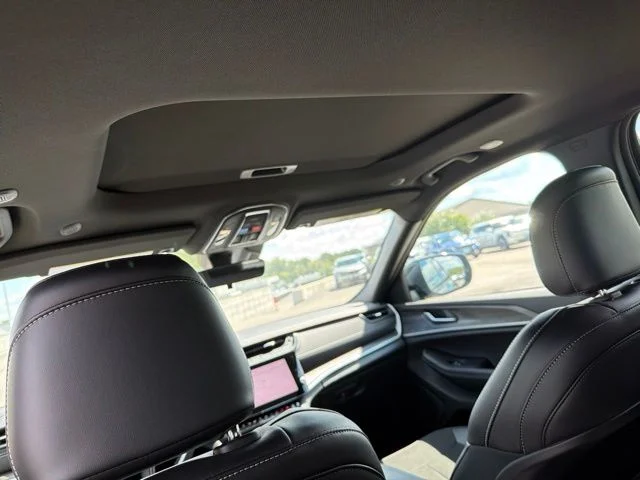 New 2026 Black Jeep Altitude image 9
