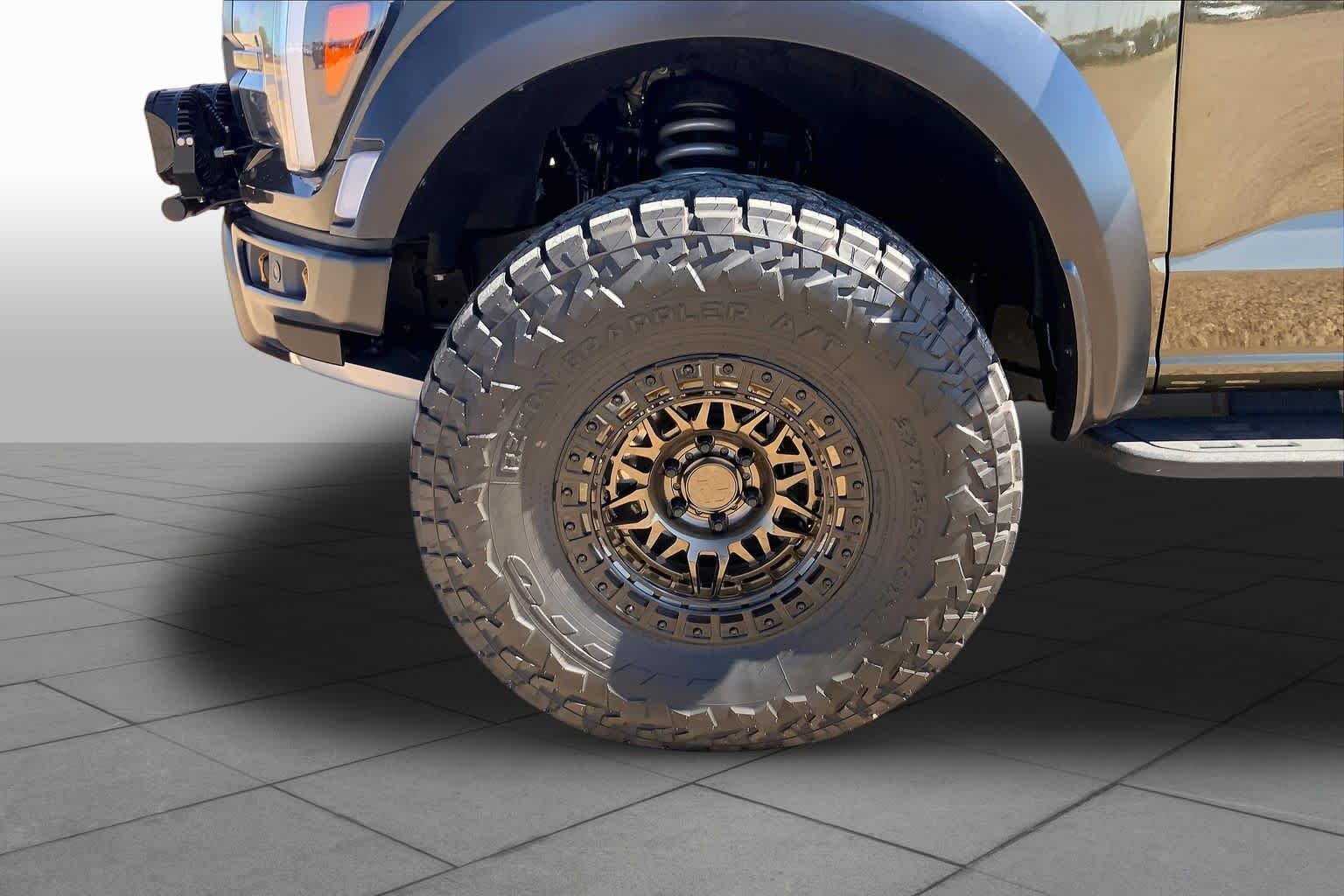 Used 2024 Shelter Green Ford Raptor image 11