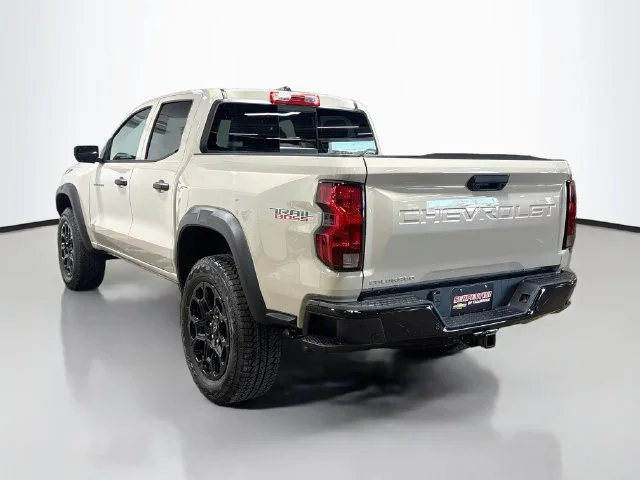 2026 Chevrolet Colorado Trail Boss - Photo 10