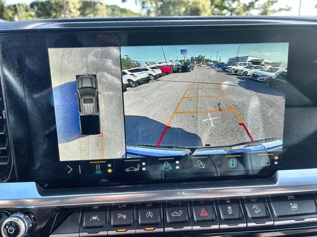 Used 2023 Black GMC SLT image 23
