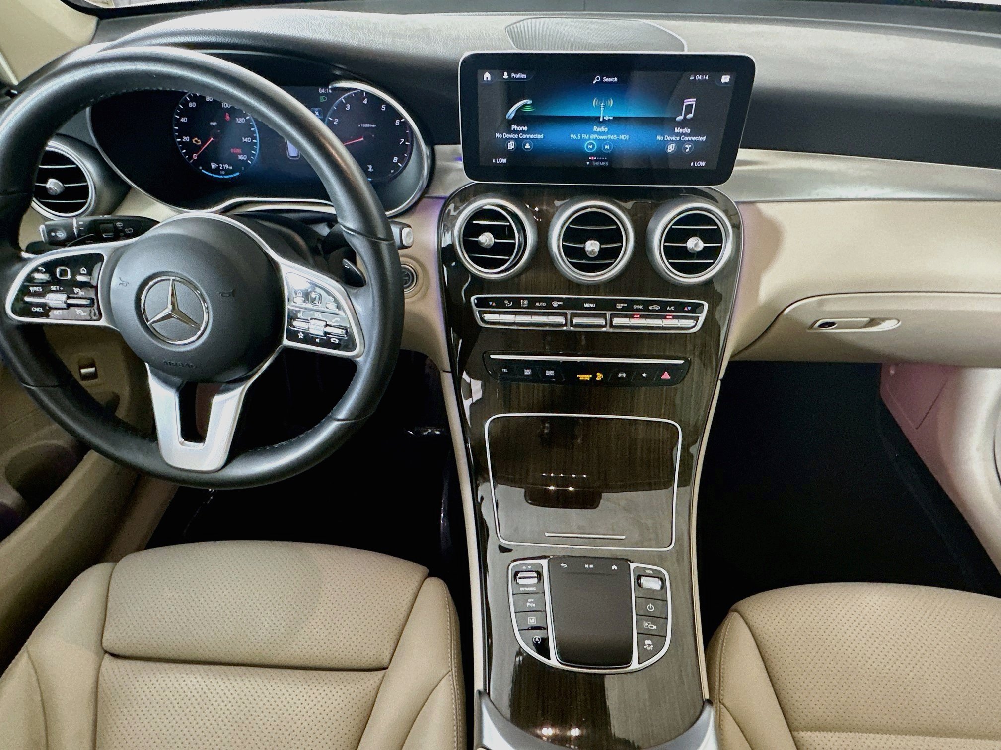 2022 Mercedes-Benz GLC GLC300 - Photo 26
