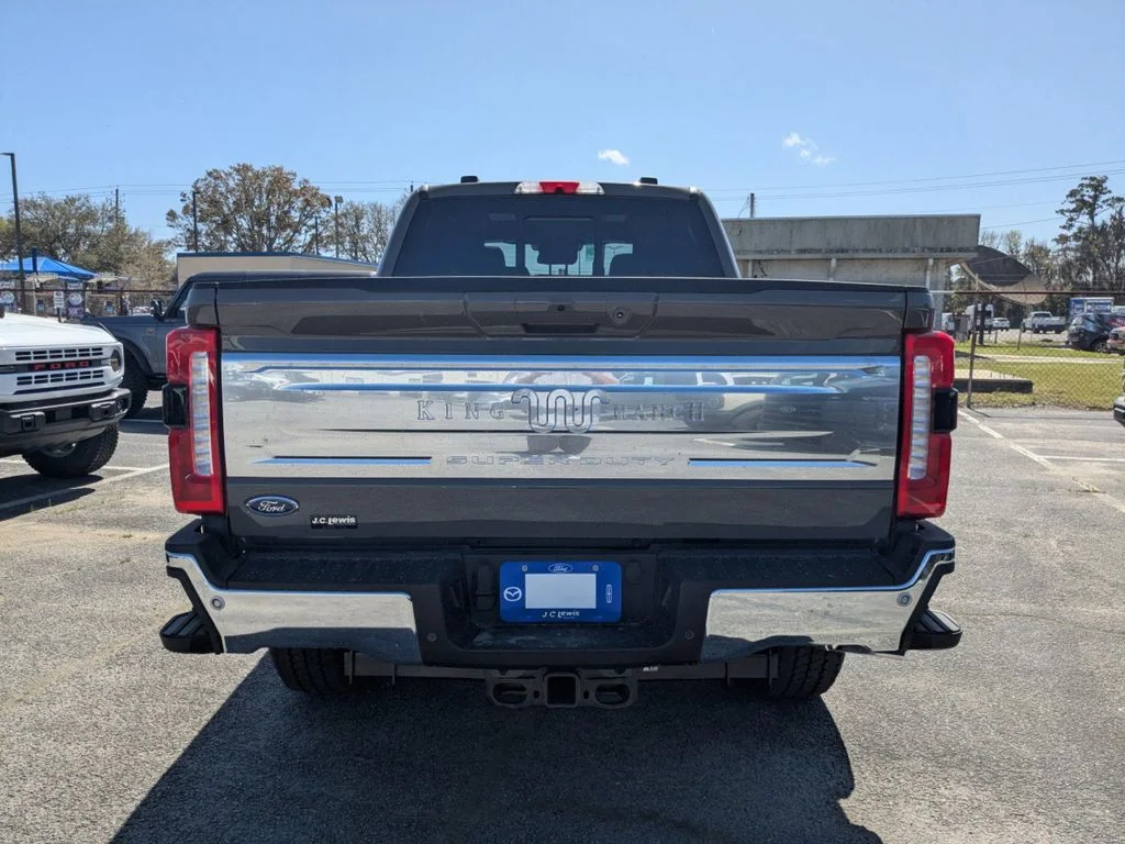 New 2026 Marsh Gray Ford King Ranch image 5