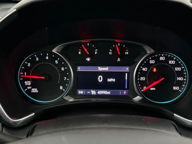 Used 2020 Silver Ice Metallic Chevrolet Premier image 38