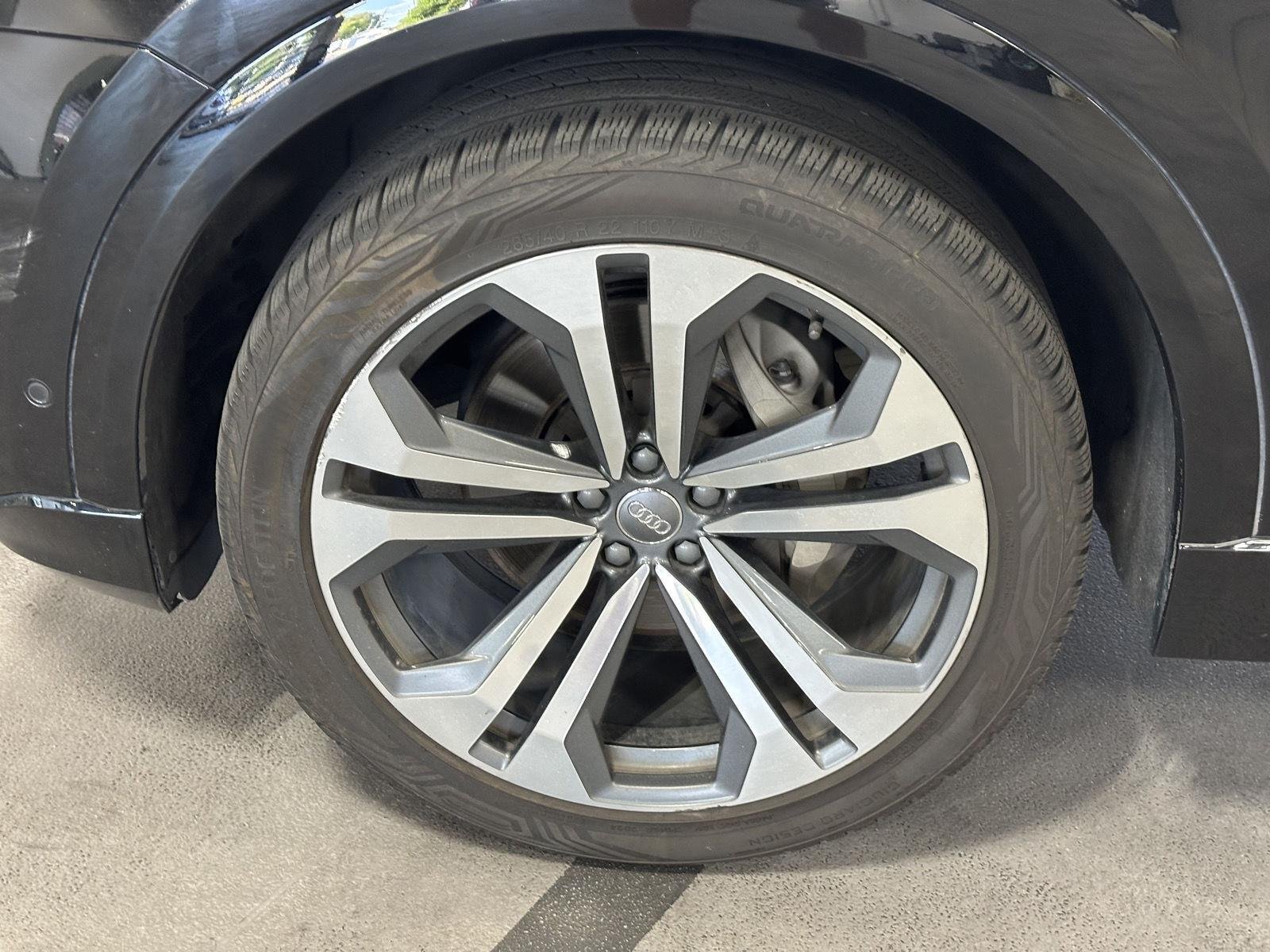 Used 2019 Night Black Audi Prestige image 18