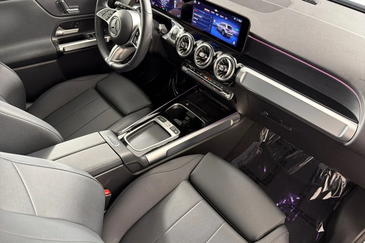 Certified Used 2025 Cirrus Silver Metallic Mercedes-Benz EQB 300 image 15