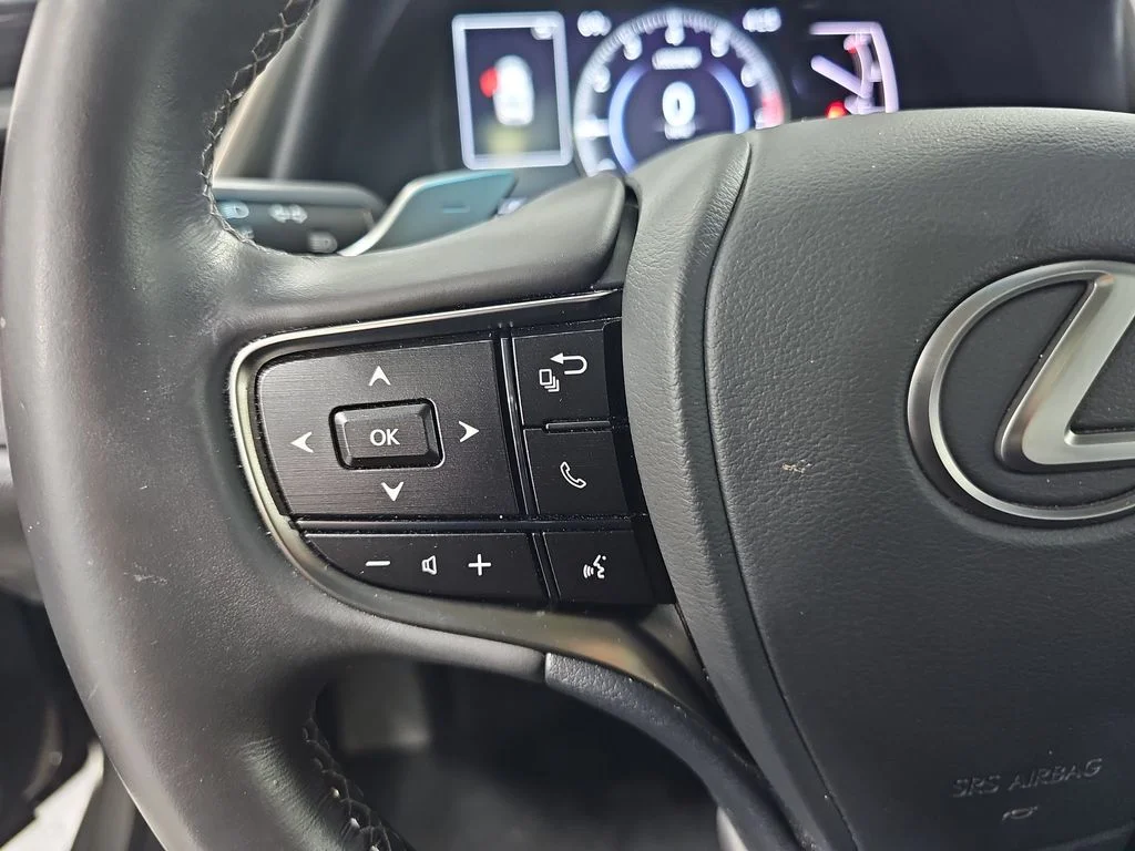 Used 2021 Silver Lexus 350 image 19