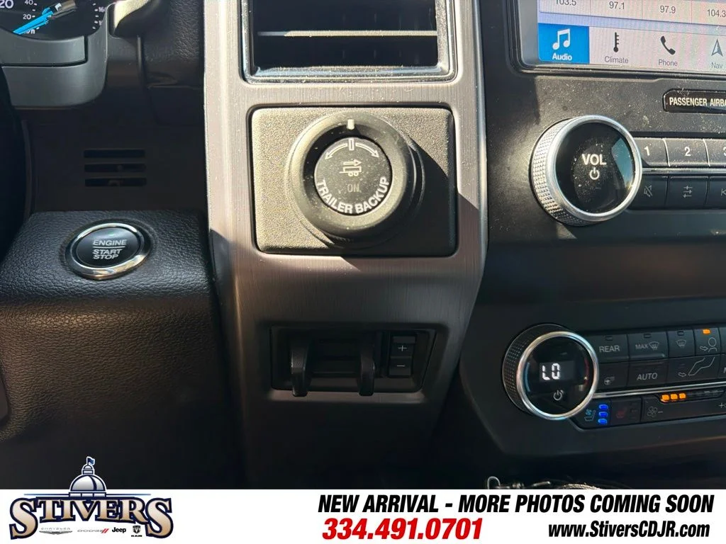 Used 2019 White Ford Platinum image 18