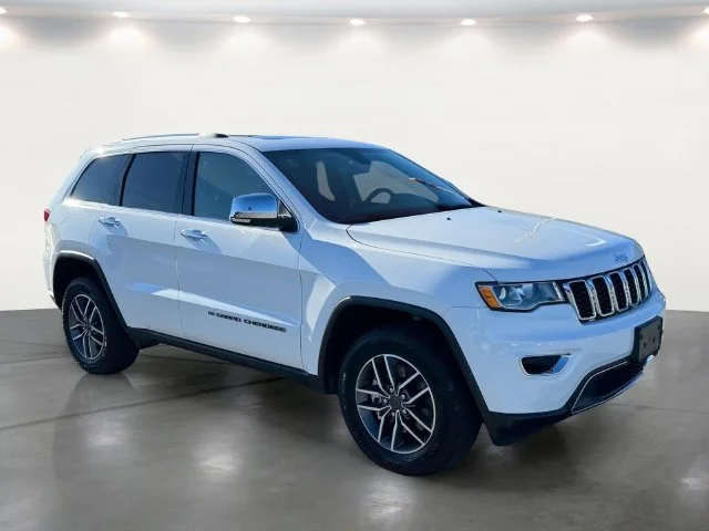 Used 2022 White Jeep Limited image 2